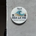 Sea La Vie - 6 St Marys Walk - 2 Bed Old Town Holiday home