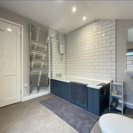 Sea La Vie - 6 St Marys Walk - 2 Bed Old Town