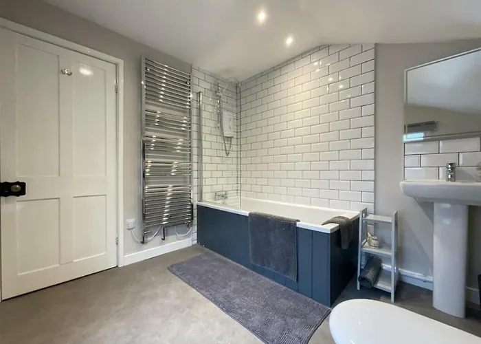 Sea La Vie - 6 St Marys Walk - 2 Bed Old Town